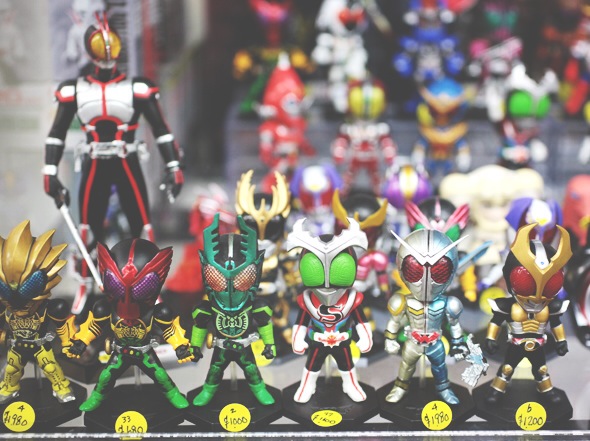 Goodies Type figurines commencant par O  Manga news